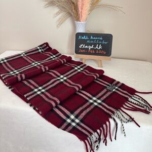 Burberry Wool Scarf in Red and Black